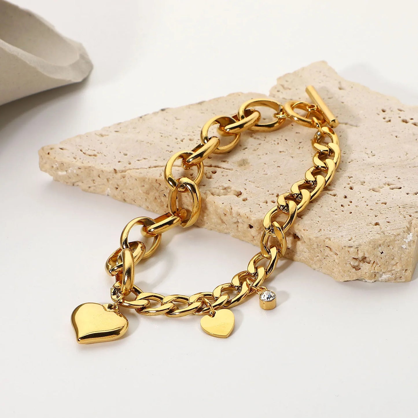 Cuban Chain Heart Bracelet With Zircon/Heart Charm - 18K Gold Plating