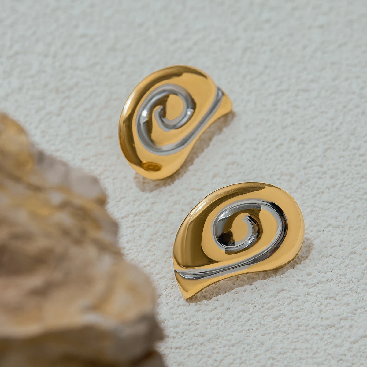 Spiraling Teardrop Stud Earring