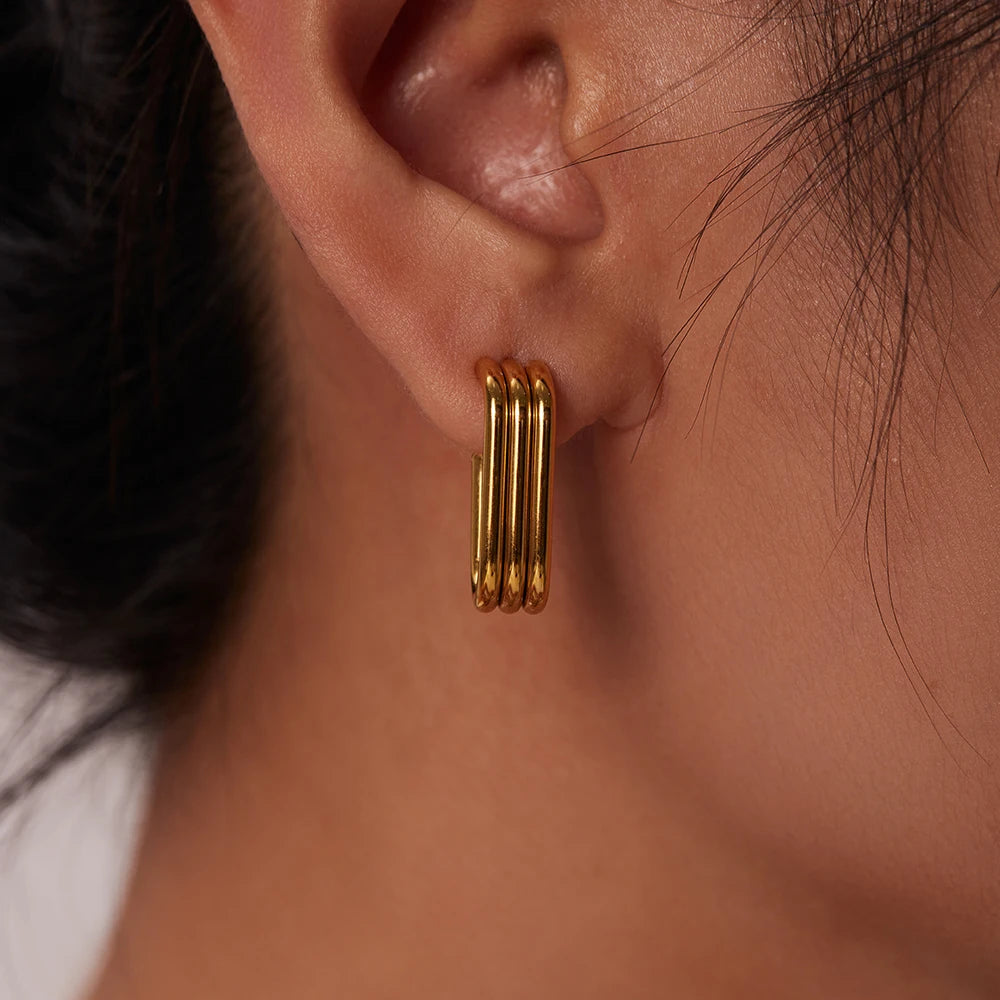 Three-layer Open Cusp Earrings