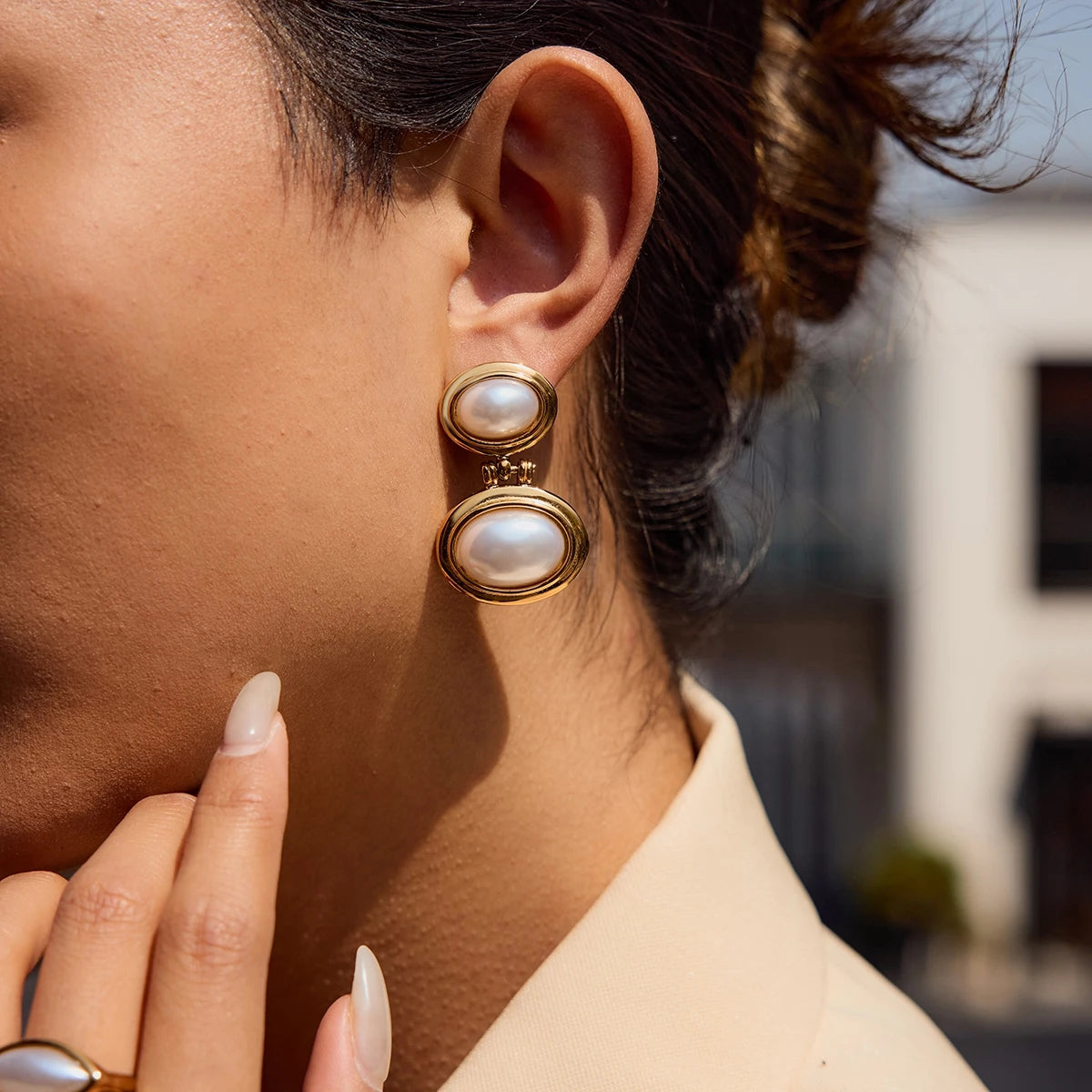 Oval Pearls Dangle Earrings