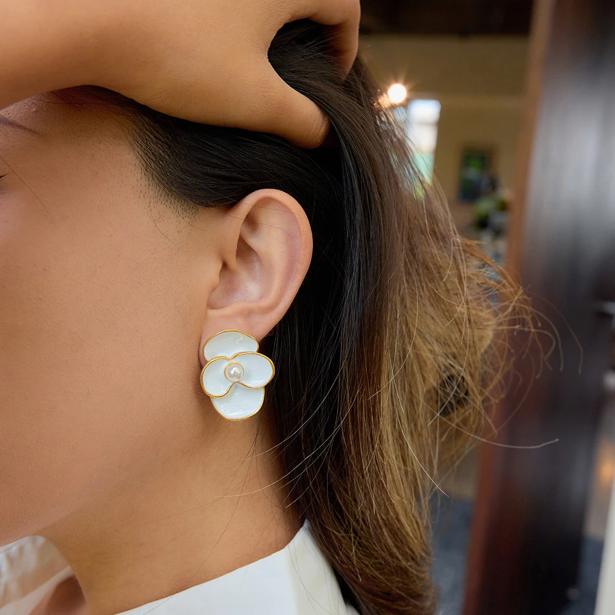 White Flower Petal Pearl Stud Earrings