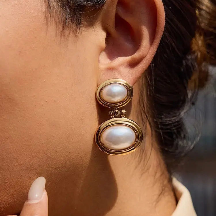 Oval Pearls Dangle Earrings