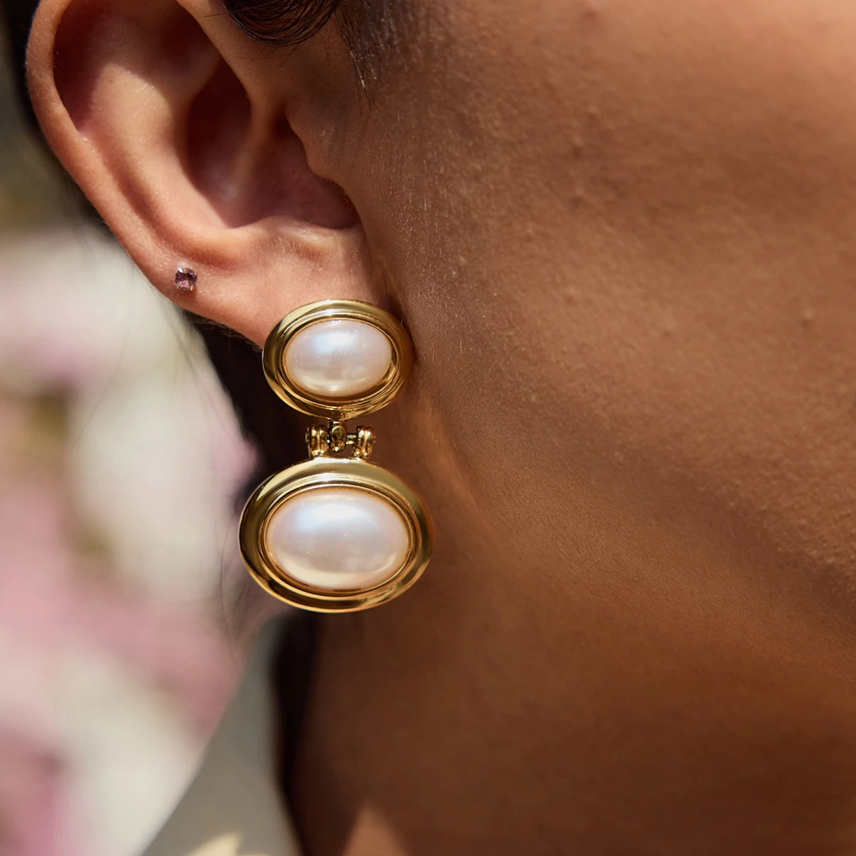 Oval Pearls Dangle Earrings