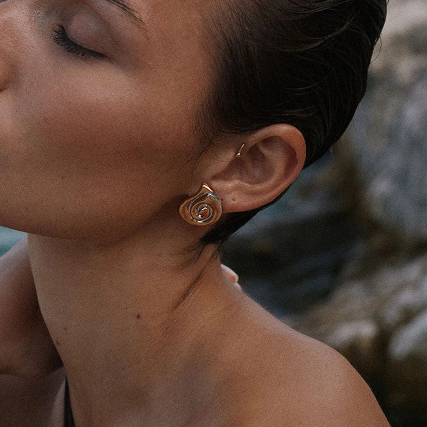 Spiraling Teardrop Stud Earring
