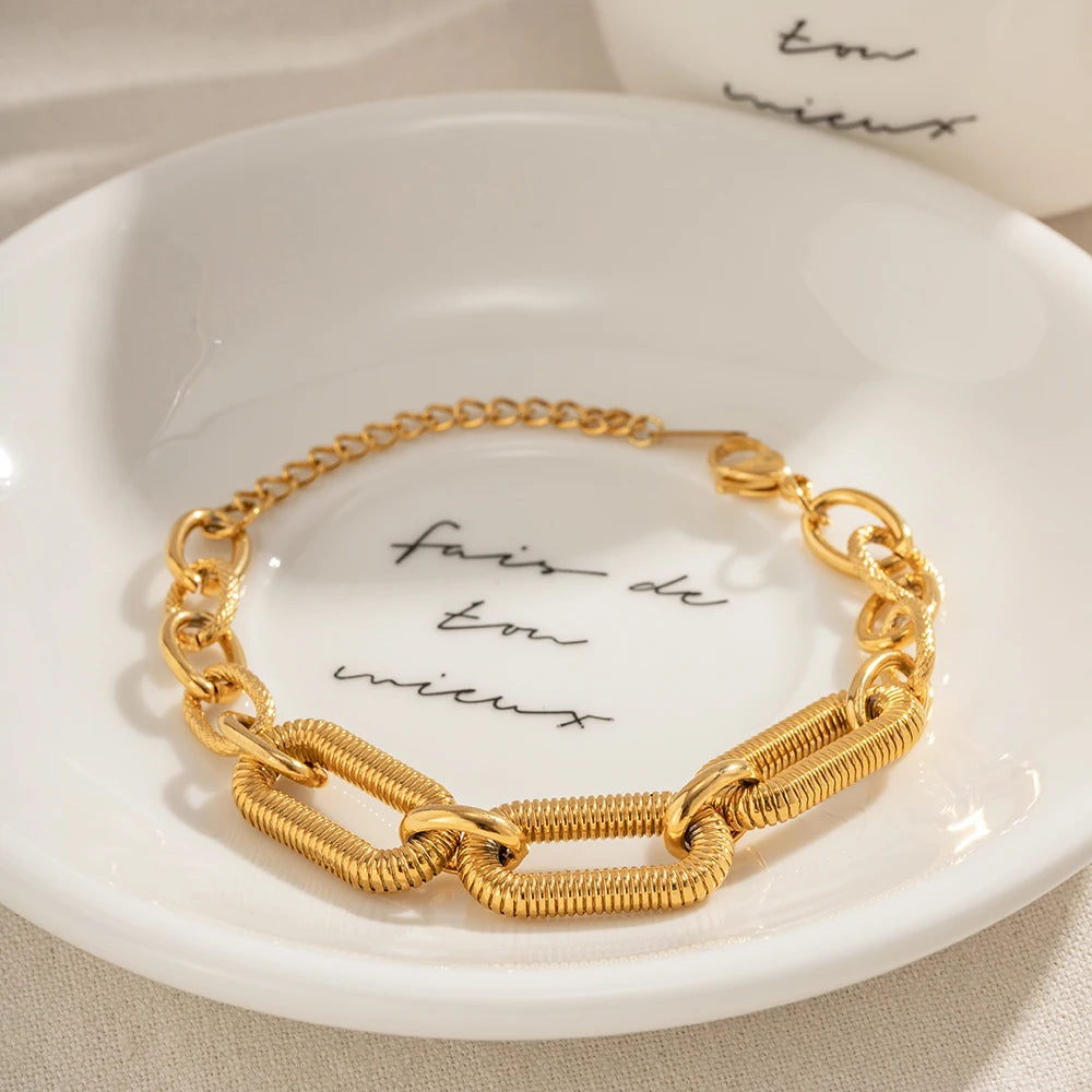 Bulky Link Chain Bracelet