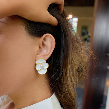 White Flower Petal Pearl Stud Earrings