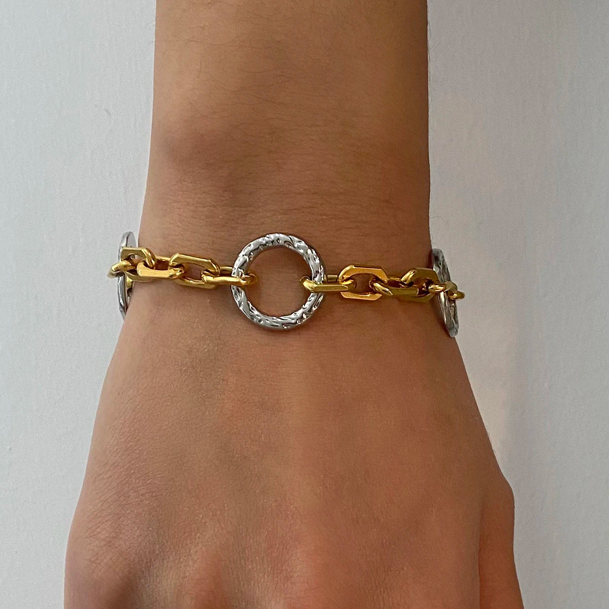 Circular Link Chain Bracelets both in 18K Gold & Silver