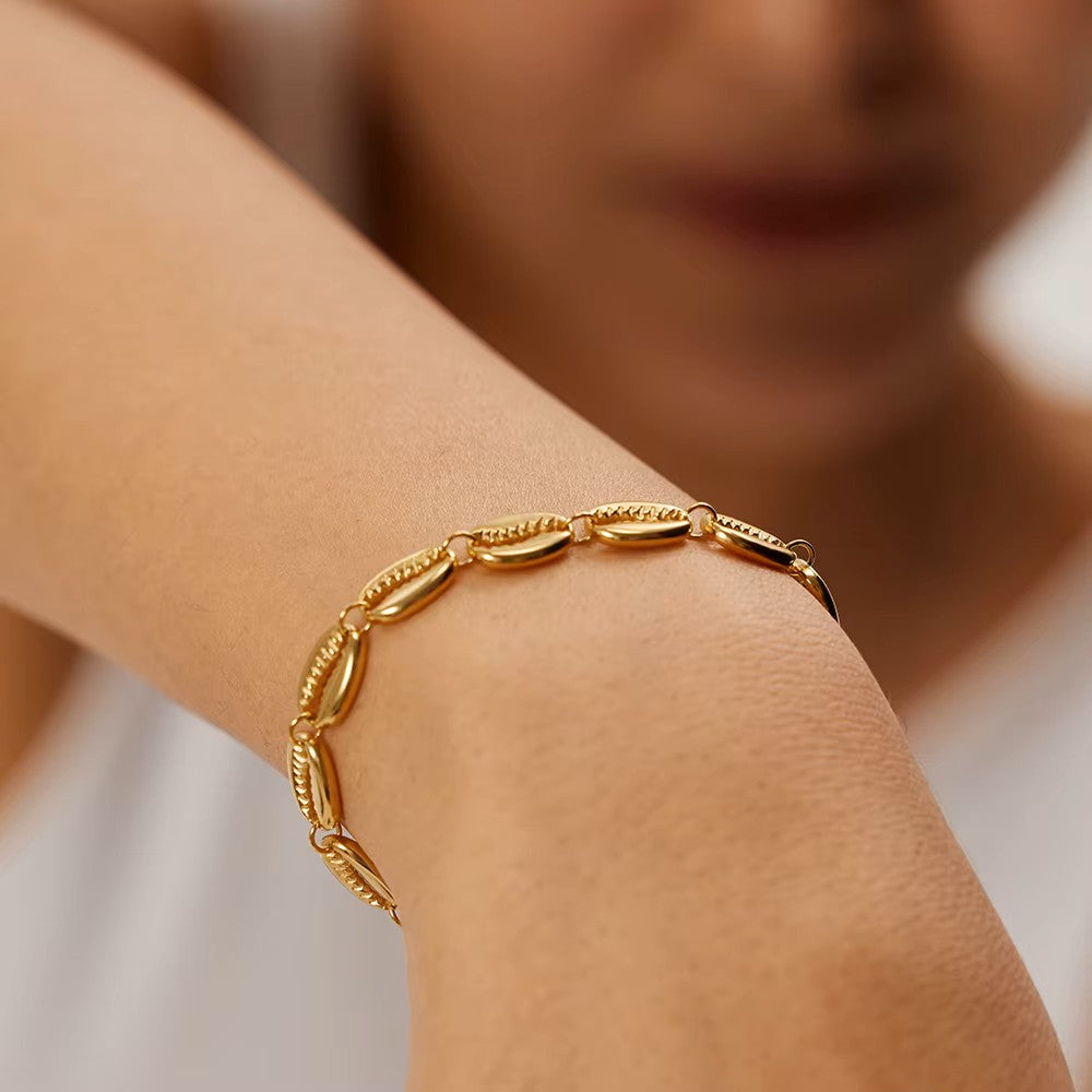 Shell Bracelet - 18K PVD Plated Jewelry